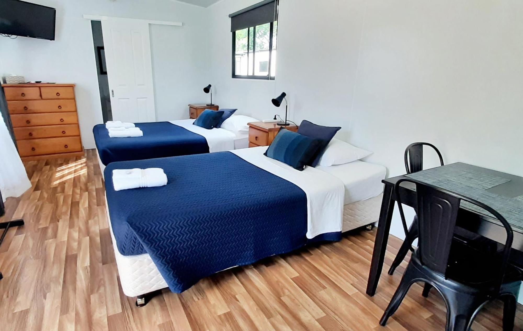 Mt Larcom Tourist Park Holiday park